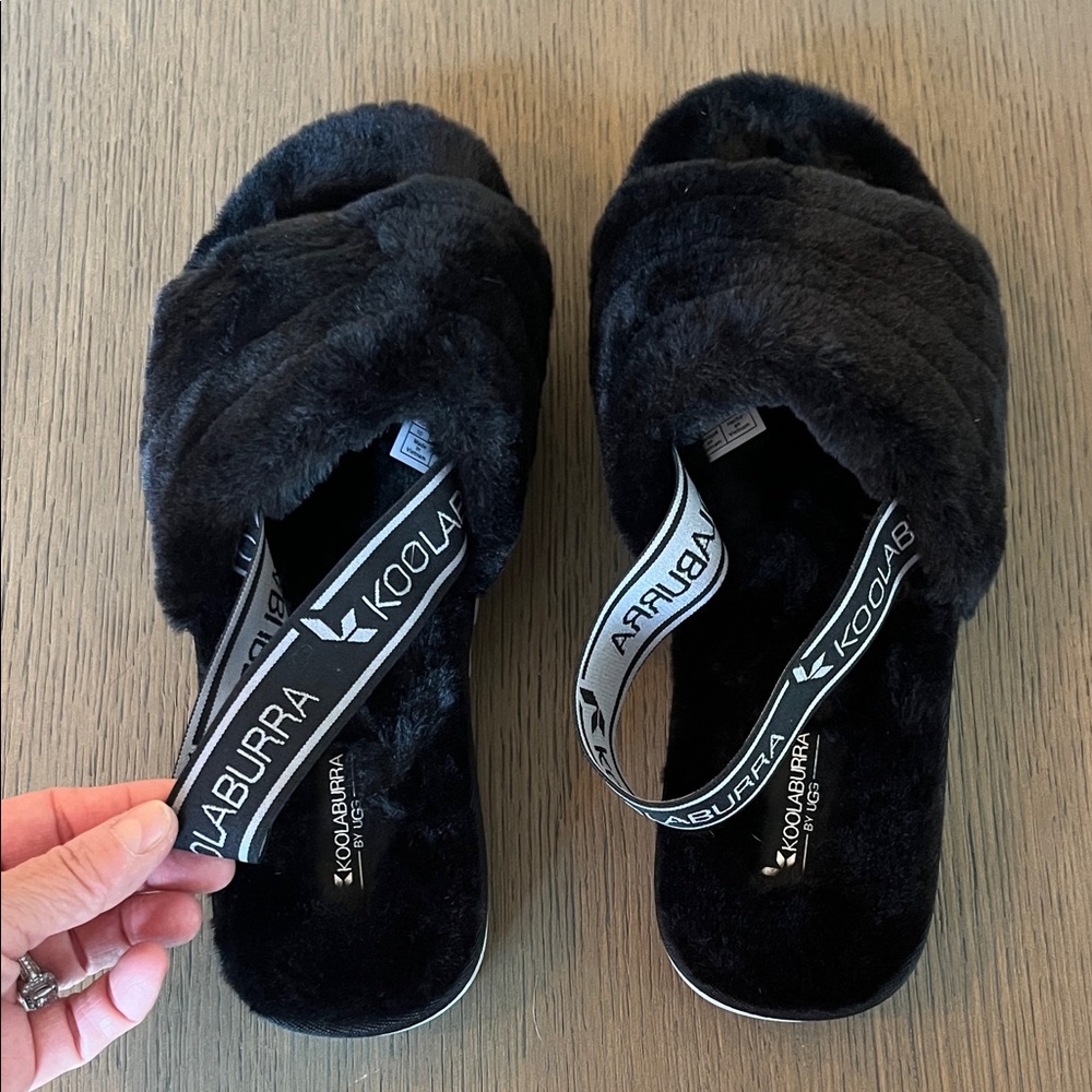 Koolaburra Women's Black Plush Slippers